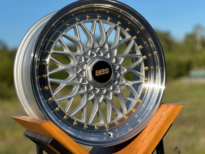 d511cba55bbdcd41c51951af00e1baec.1200x1200